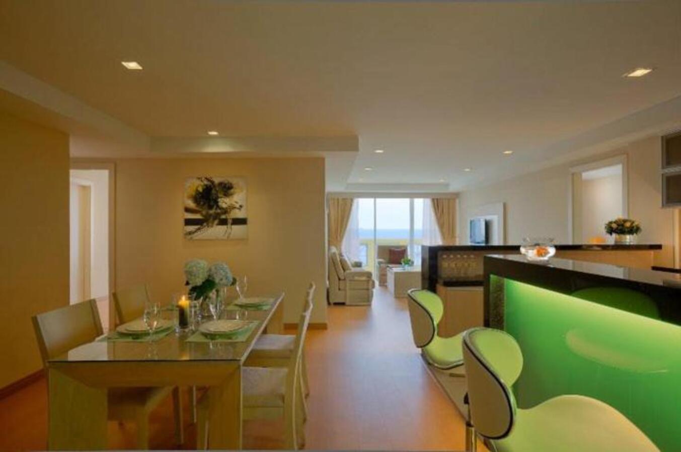https://ibook.com.my/storage/18302/blanco-3-bedroom-view-(1).jpg
