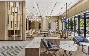 Bar or lounge