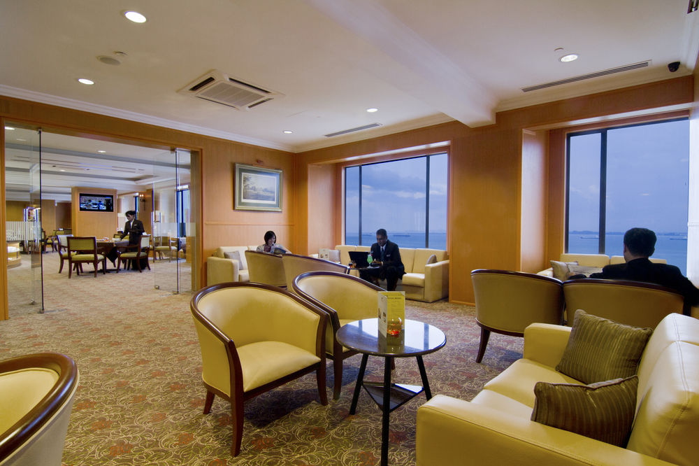 Hotel Lounge