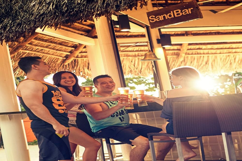 Hotel Bar