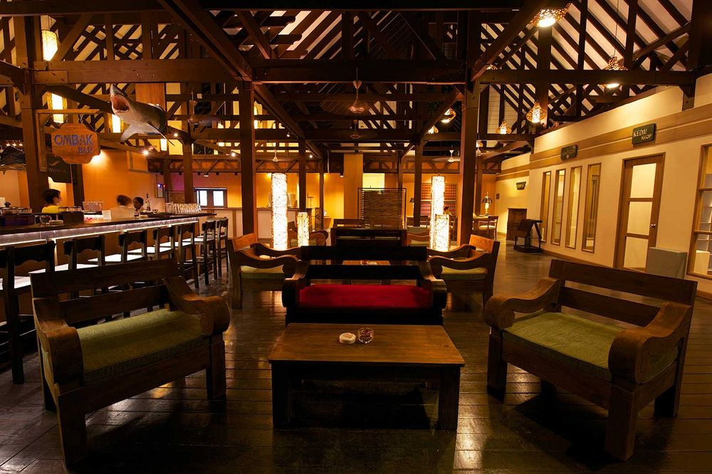 Hotel Lounge